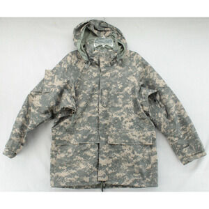 US Army Parka Cold Weather Universal Camouflage GoreTex Medium Short Hooded EUC